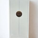 Imported cabinet from China – White lacquered wood and brass details