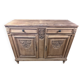 Meuble bas en chêne