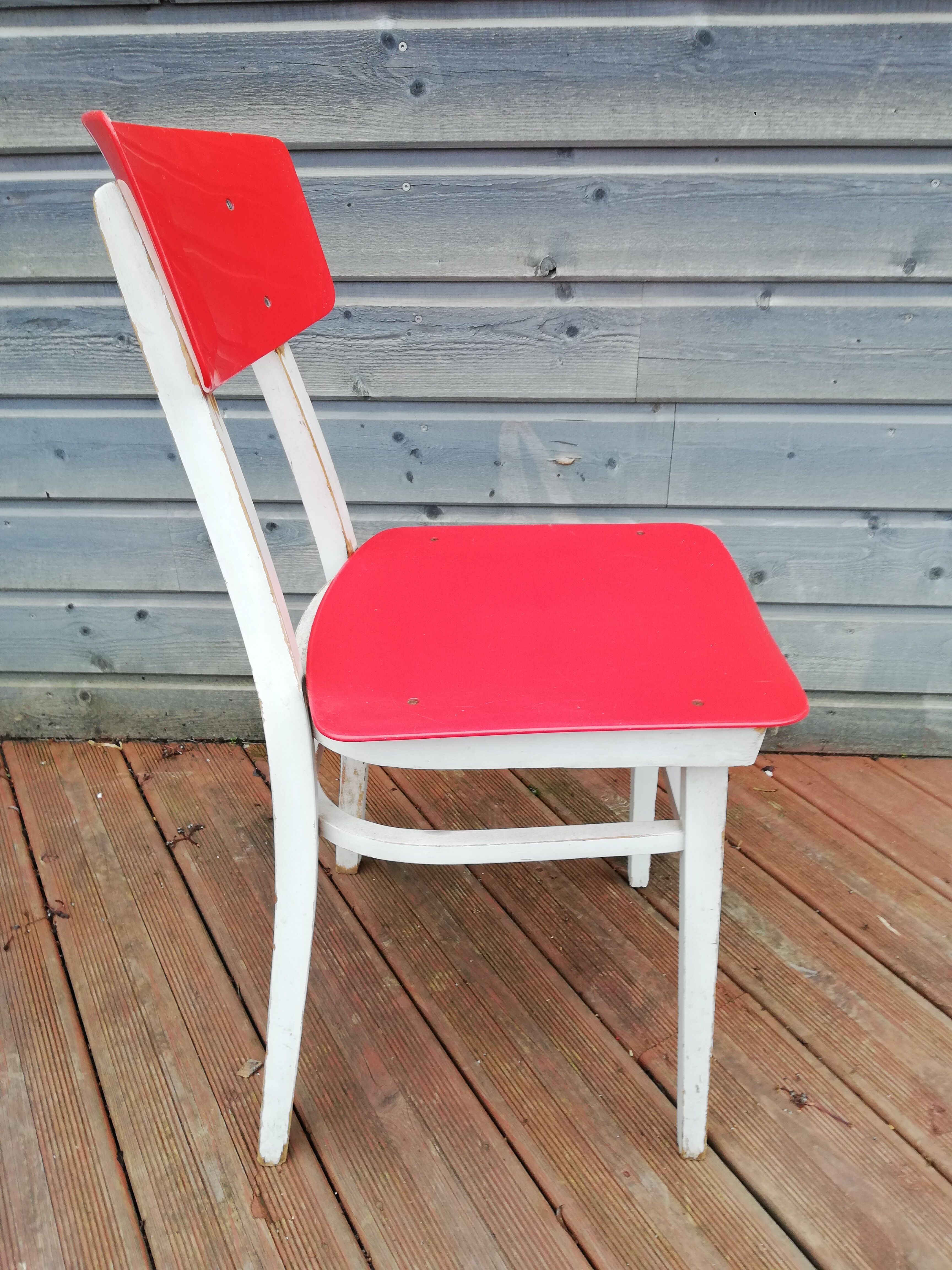Lot de 4 chaise et une table vintage , années 70