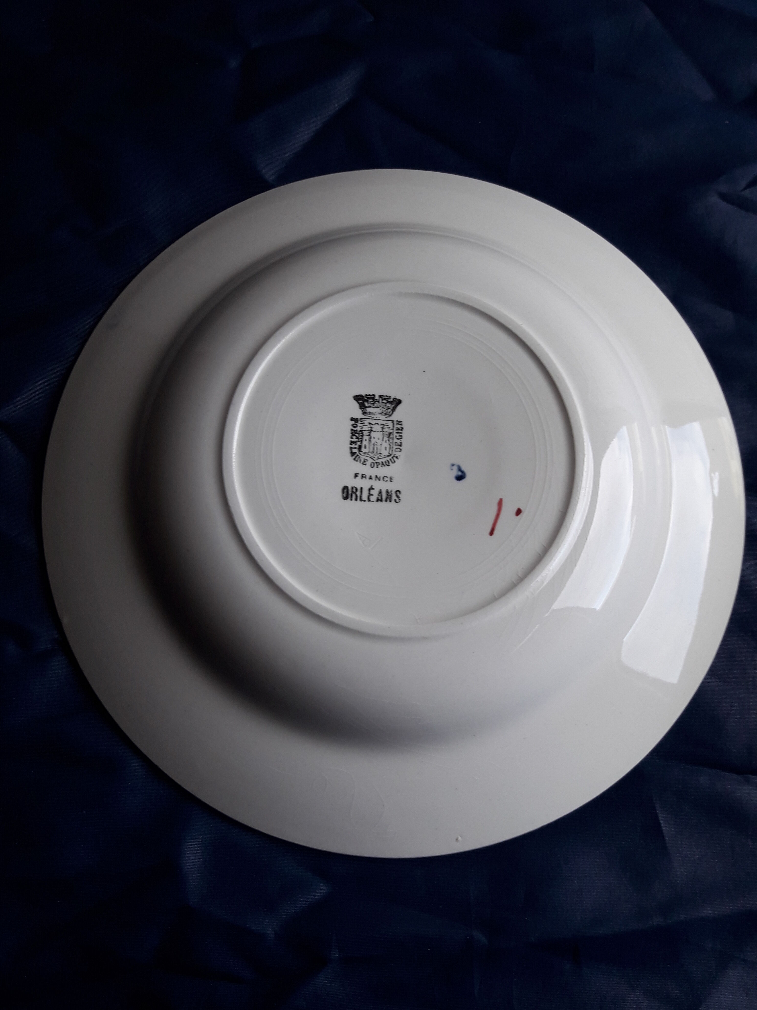 4 hollow plates in opaque porcelain from Gien model Orleans diam 22.5 cm