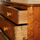 Large Victorian chest of drawers in solid pine from around 1880.