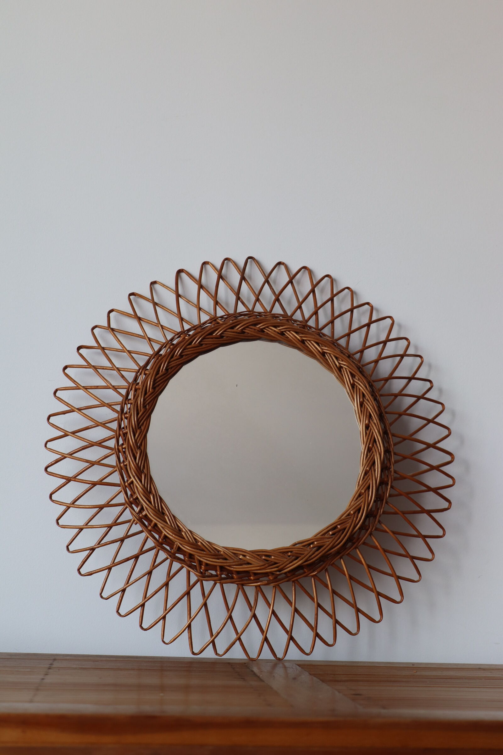 Vintage wicker sun mirror 45x45cm