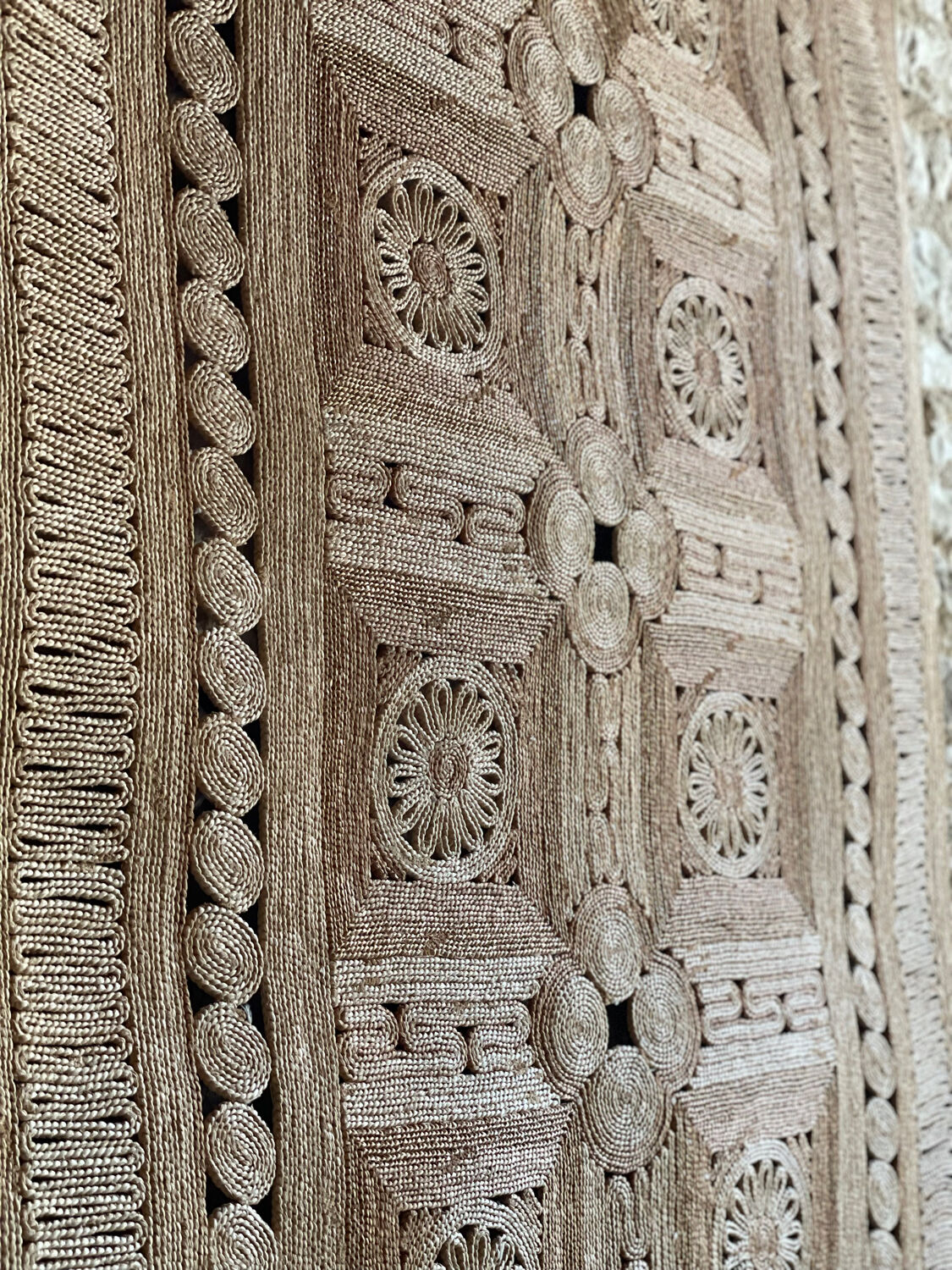 Hand-woven jute carpet