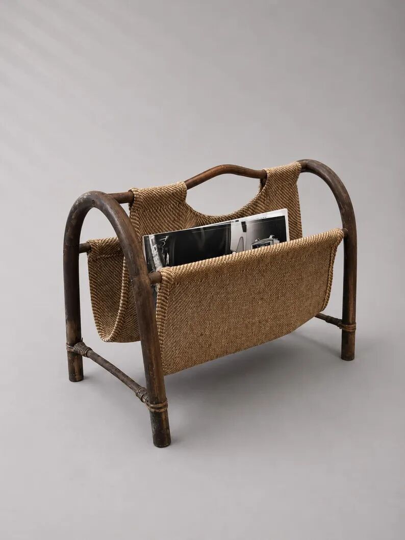 porte-revues vintage en rotin et jute | style bohème des années 50 | années 1970