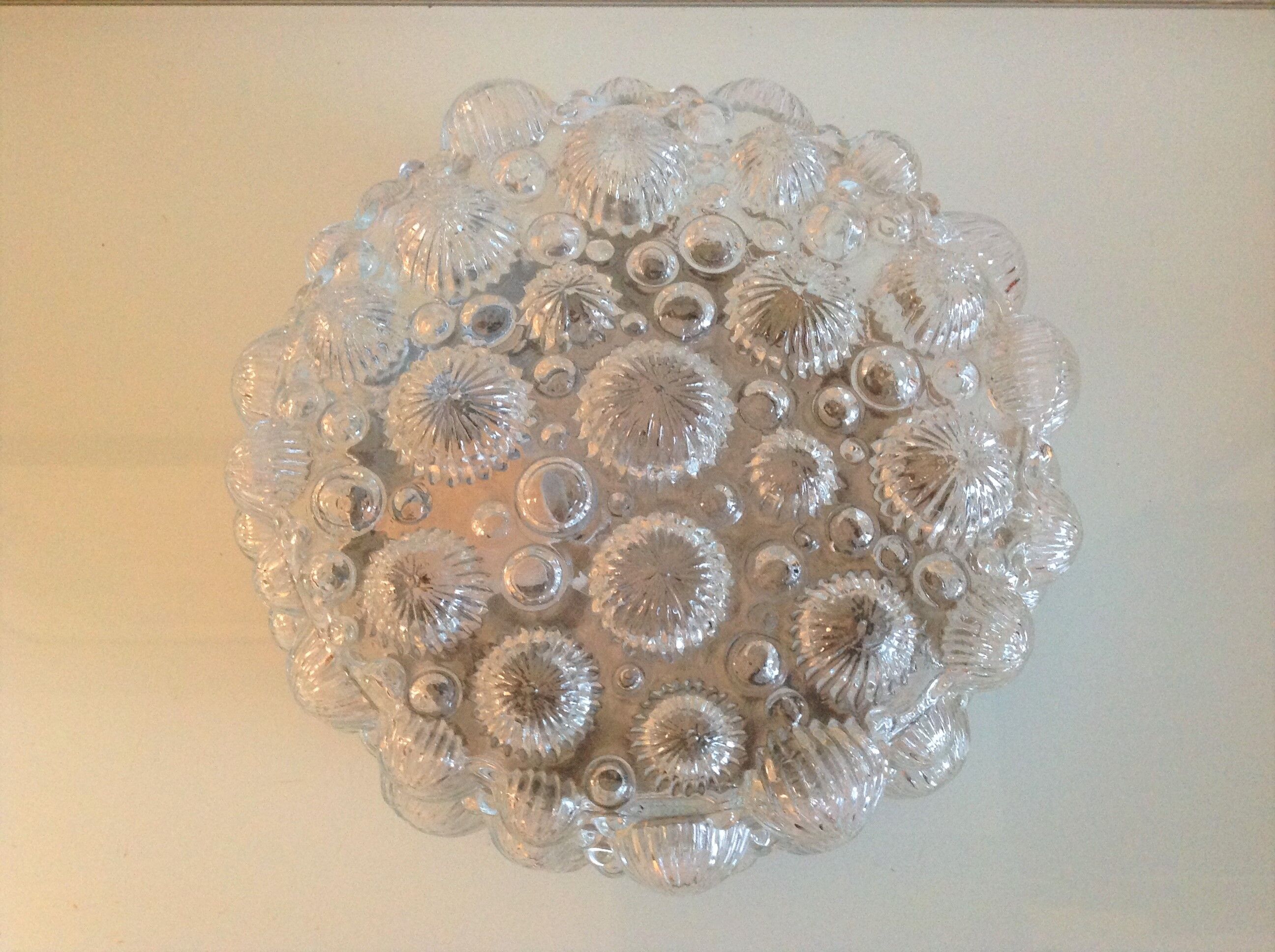 Round ceiling lamp in bubbled glass / vintage 60s-70s