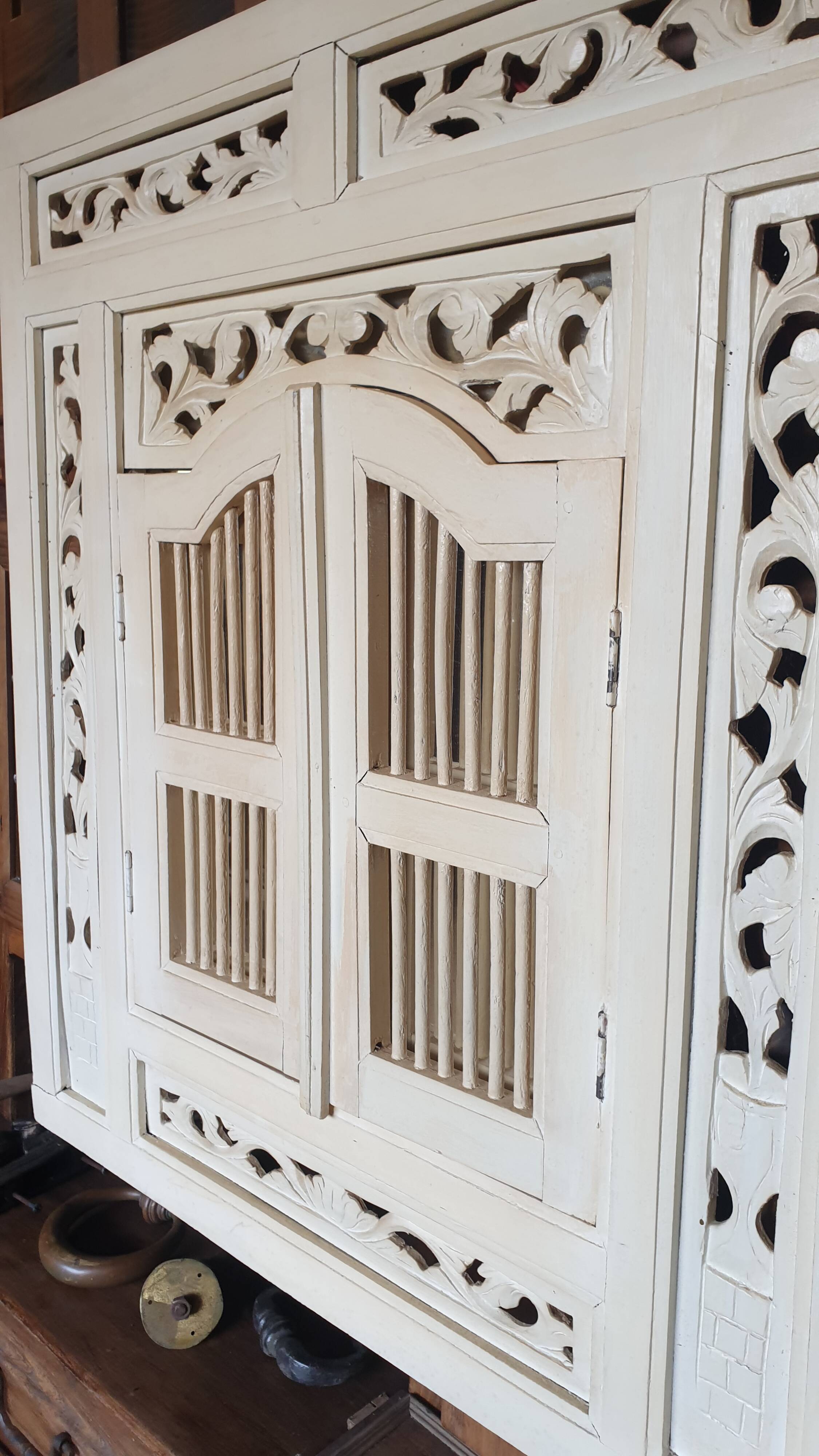 Mirror frame with door - North African moucharabieh style - 20th century