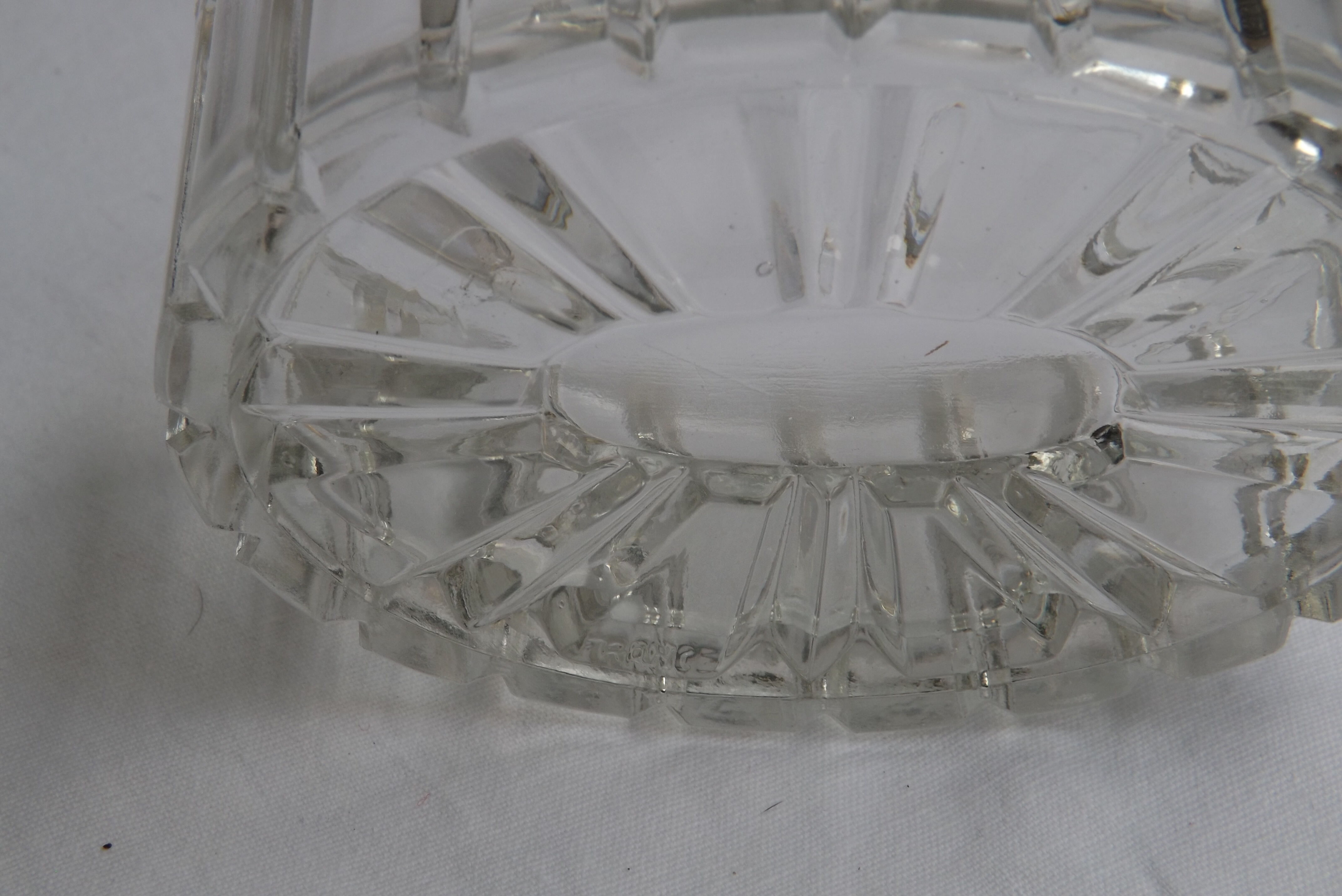 Dish to hors d'oeuvres crystal and silver marked monogram, number