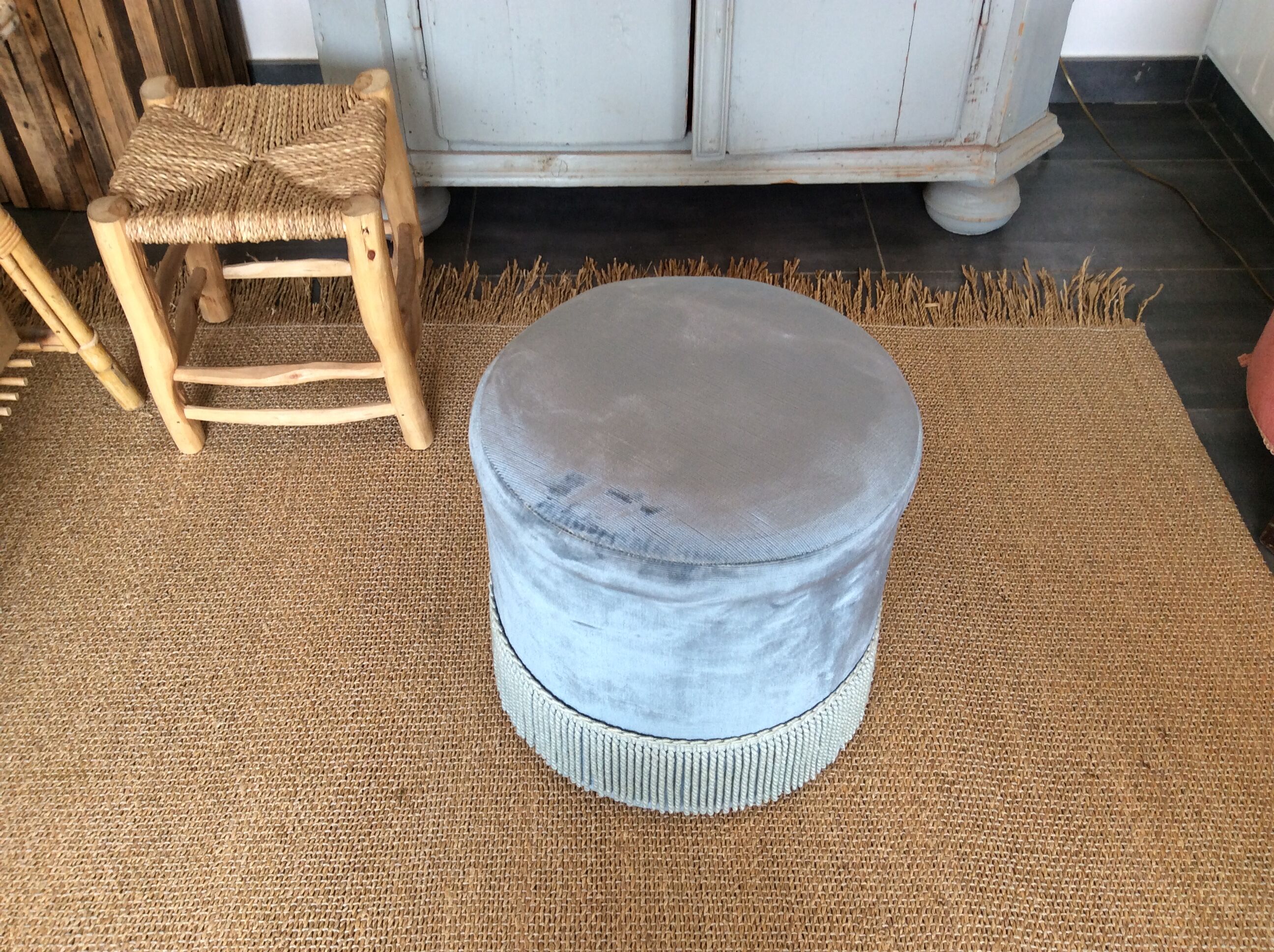 Velvet pouf
