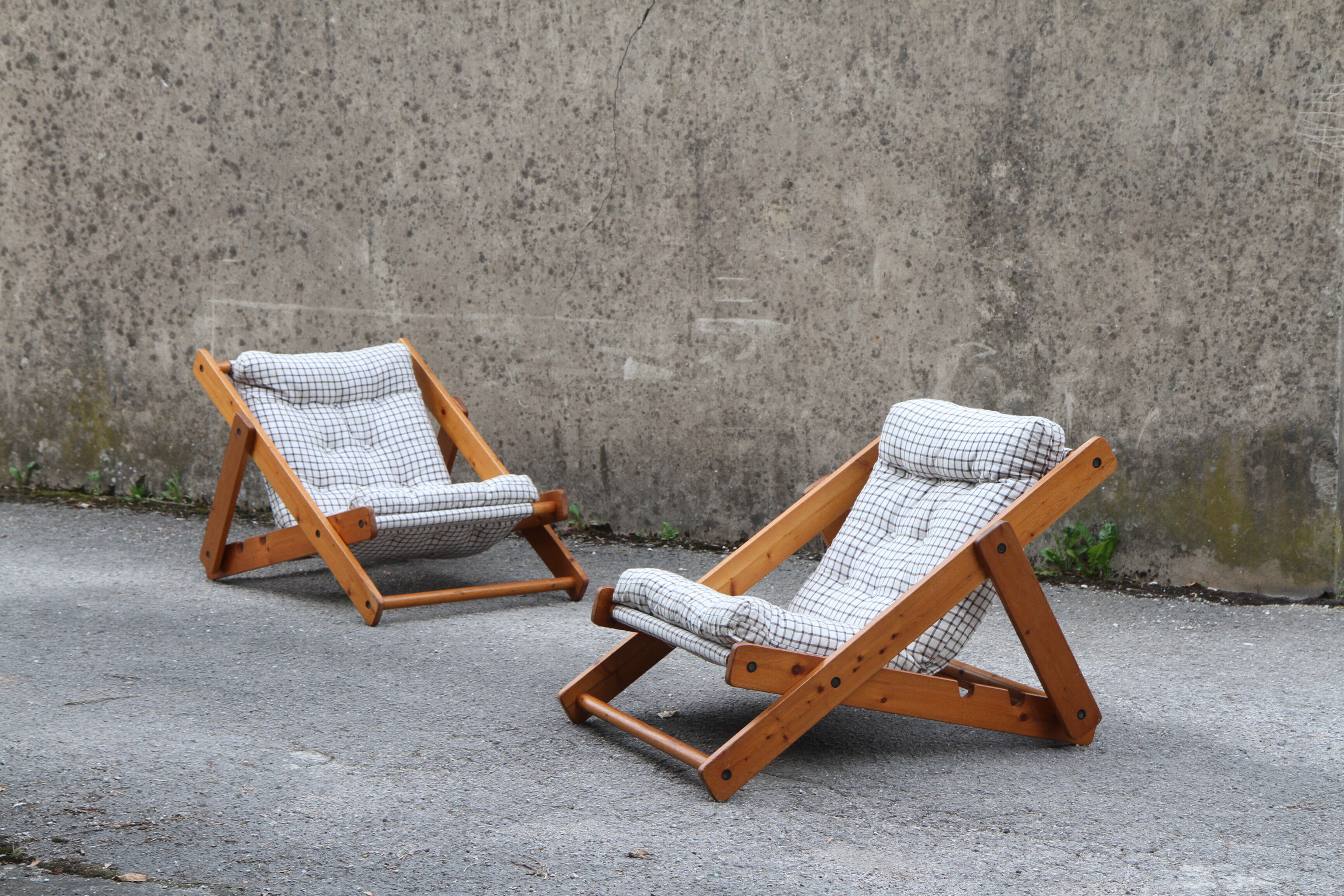 Kontiki chairs by Gillis Lundgren from the 1970s