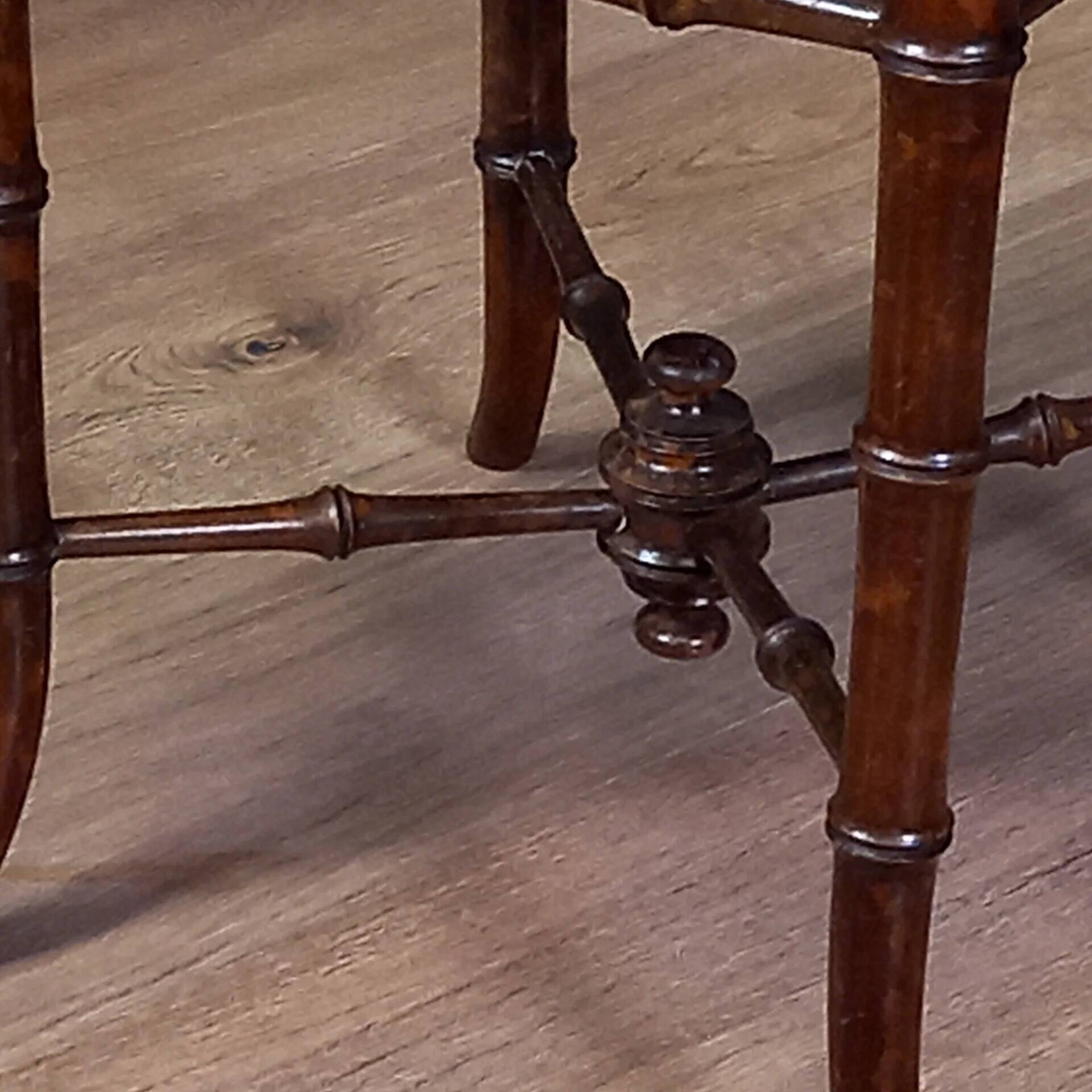 Tabouret Jugendstil par George Hulbe