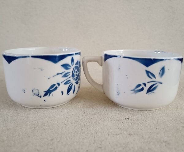 6 tasses et soucoupes, sucrier et pot à lait Digoin