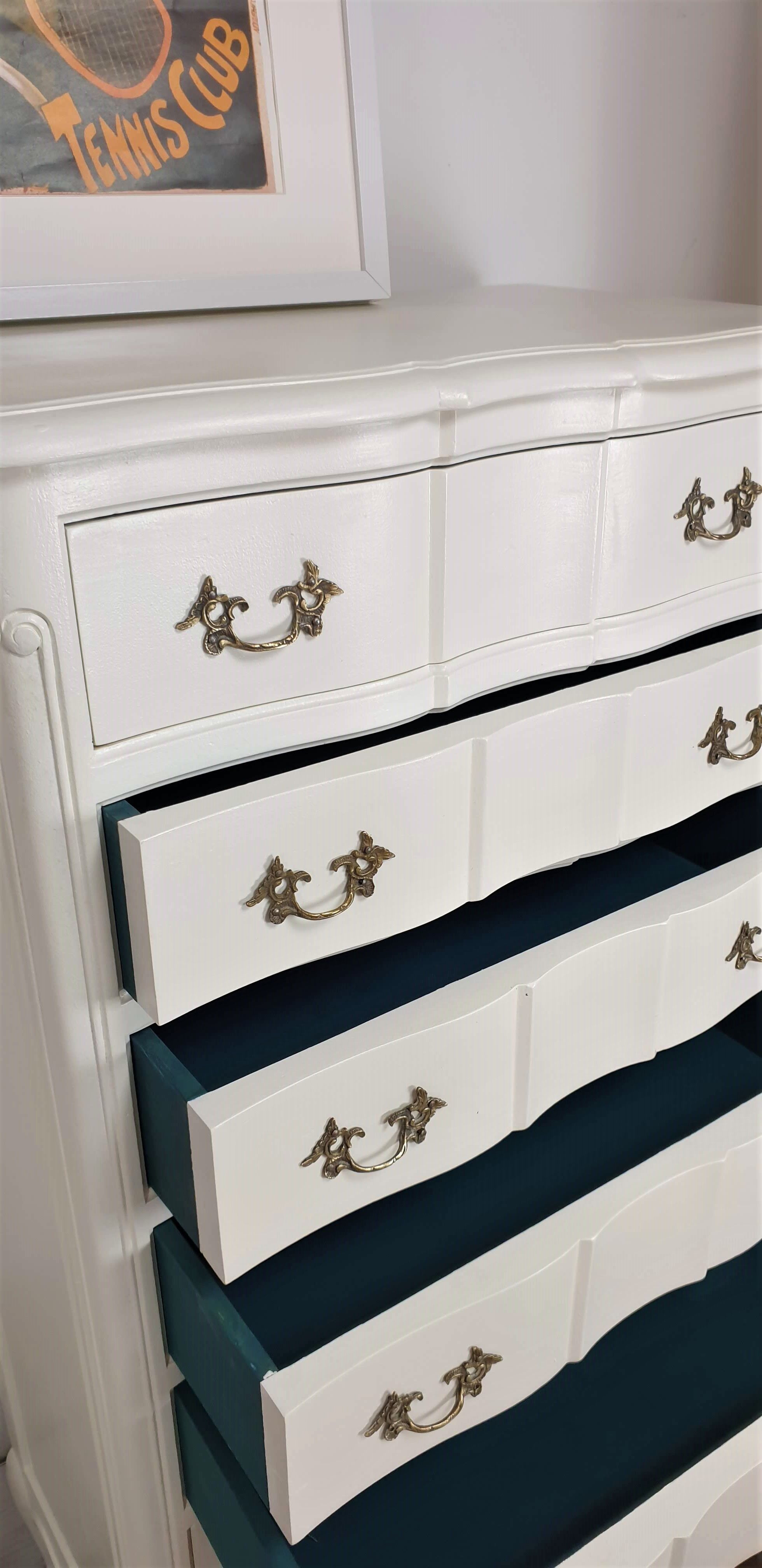 Louis xv-style cream white rag maker