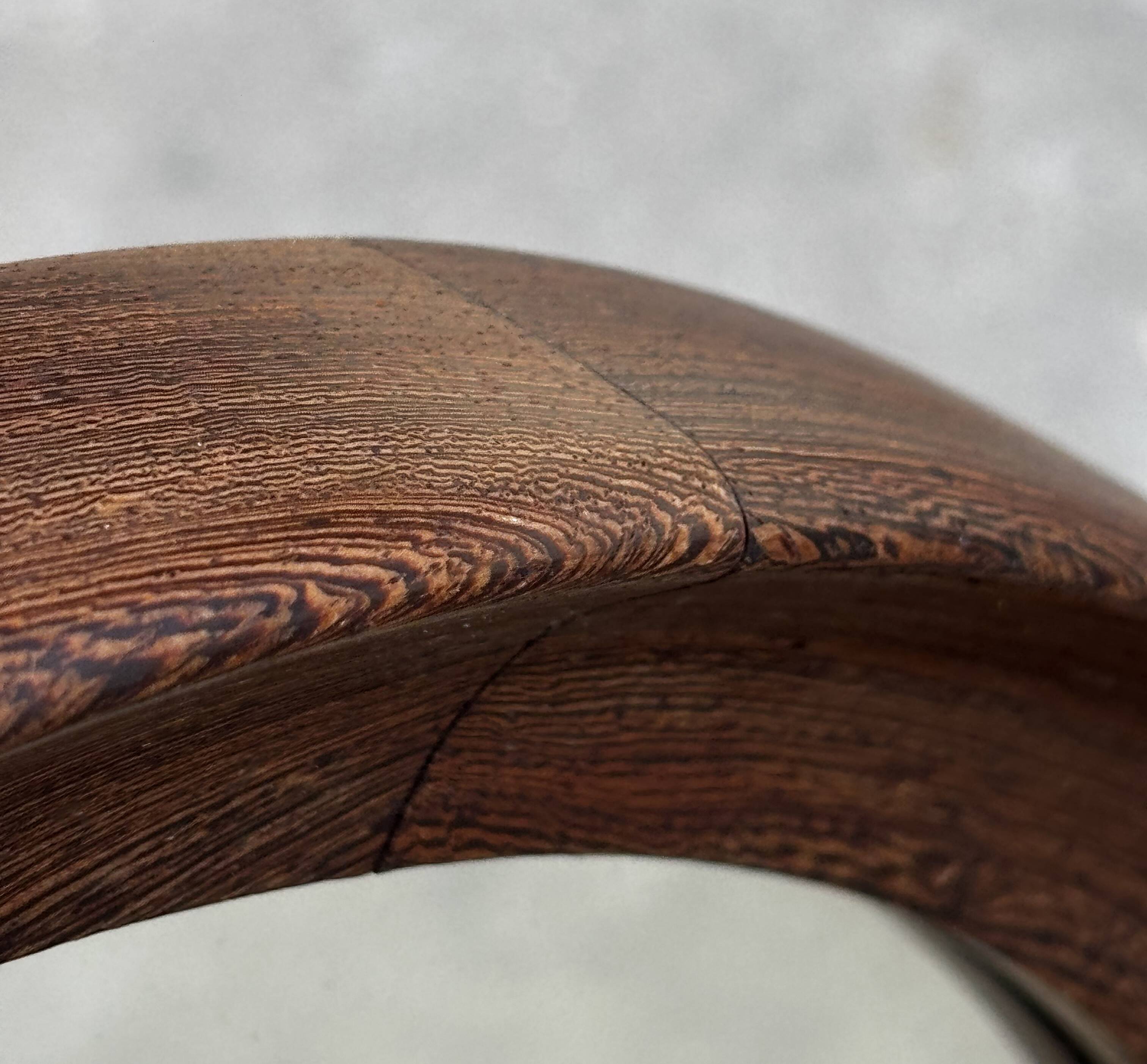 Miroir rond vintage scandinave en bois de wengé avec bracelet en cuir, design années 60