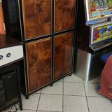 Furniture 4 doors in wood veneer of walnut bramble in checkerboard