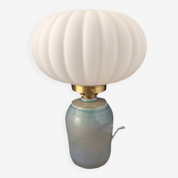 Table lamp in pastel blue and pleated opaline ceramic