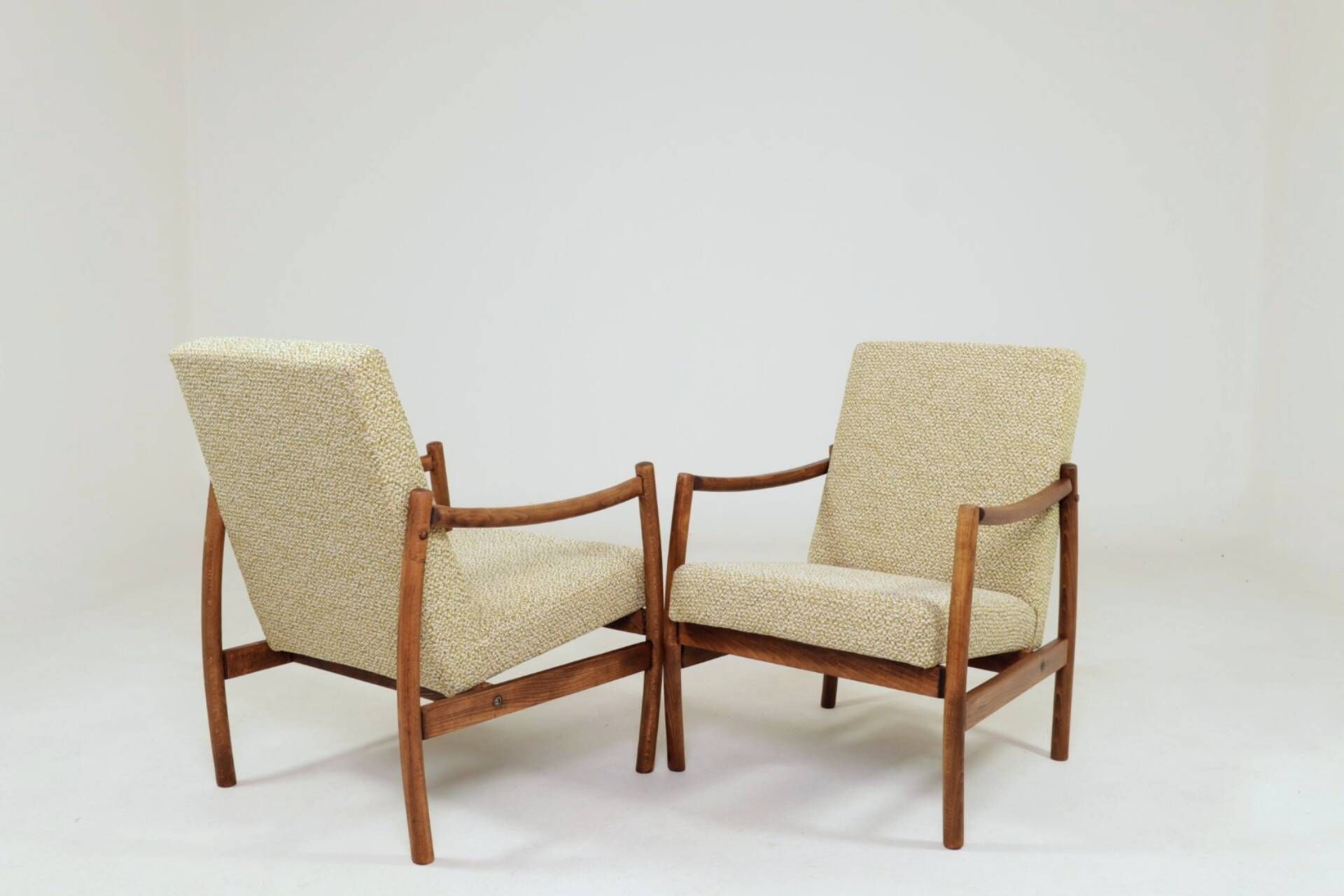 Pair of Scandinavian modern longue chairs green nebula 1970s