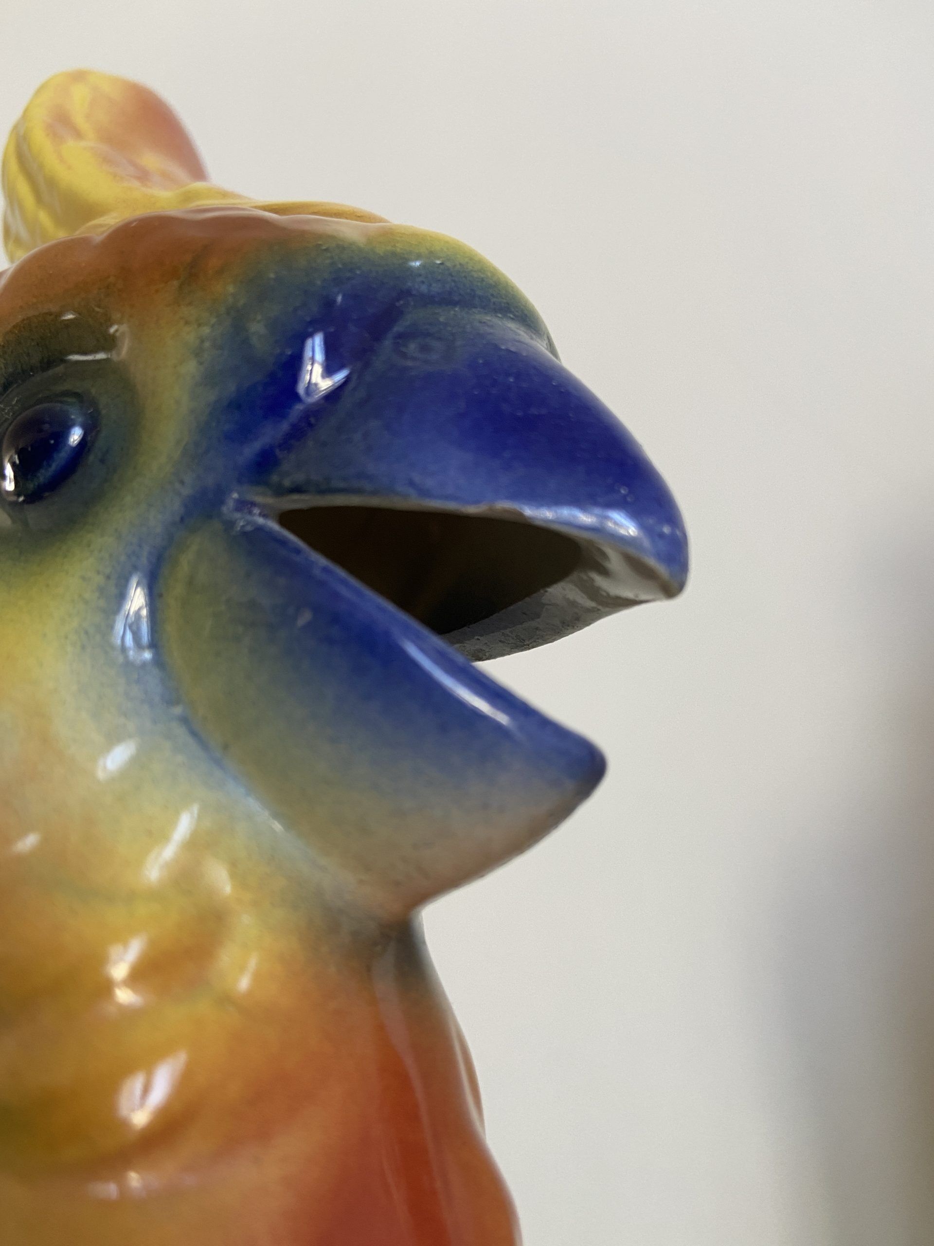 PARROT PITCHER IN ST CLEMENT'S SLURRY
