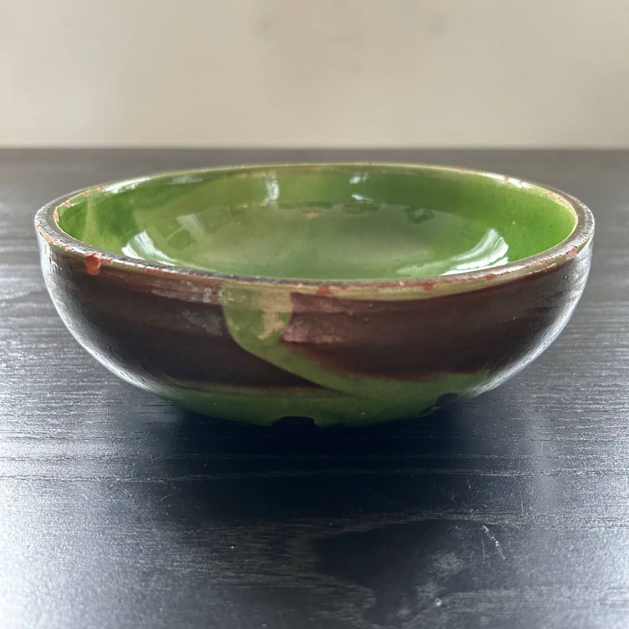Artisanal green Provençal salad bowl