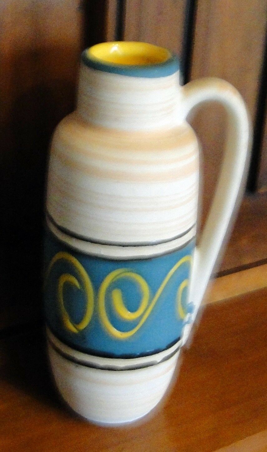 Ceramic vase matte bottom and decor enamels