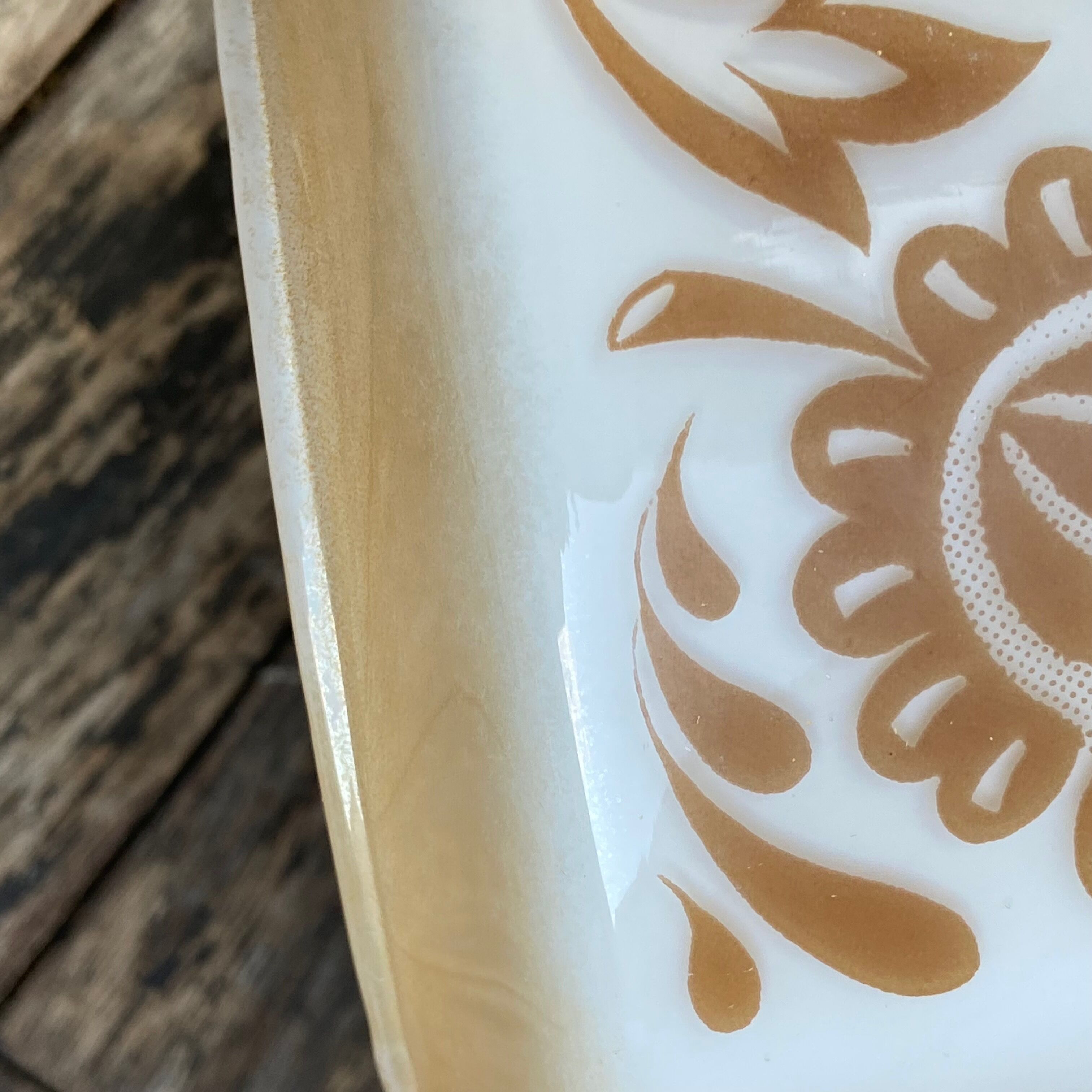 Opaline suspension -70s