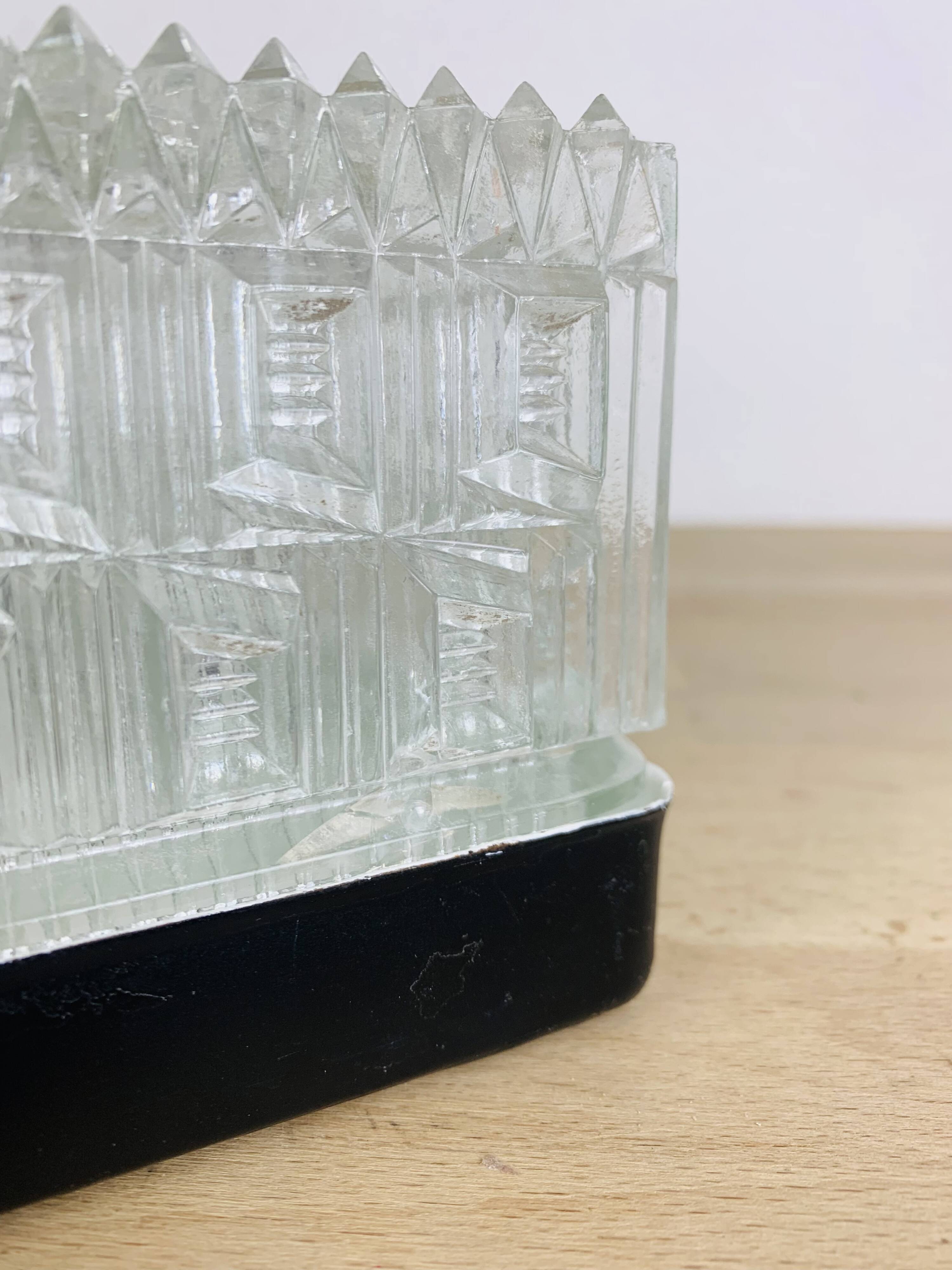 3 square wall lights in chiseled molded glass from the 50s, Holophane