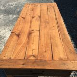 Farm table
