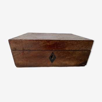 Boîte en bois à serrure