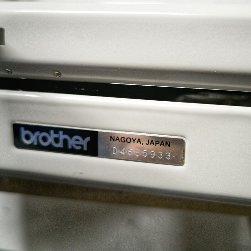 Brother Deluxe 900 Typewriter