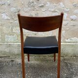 Vintage Scandinavian chairs in wood and leatherette restored