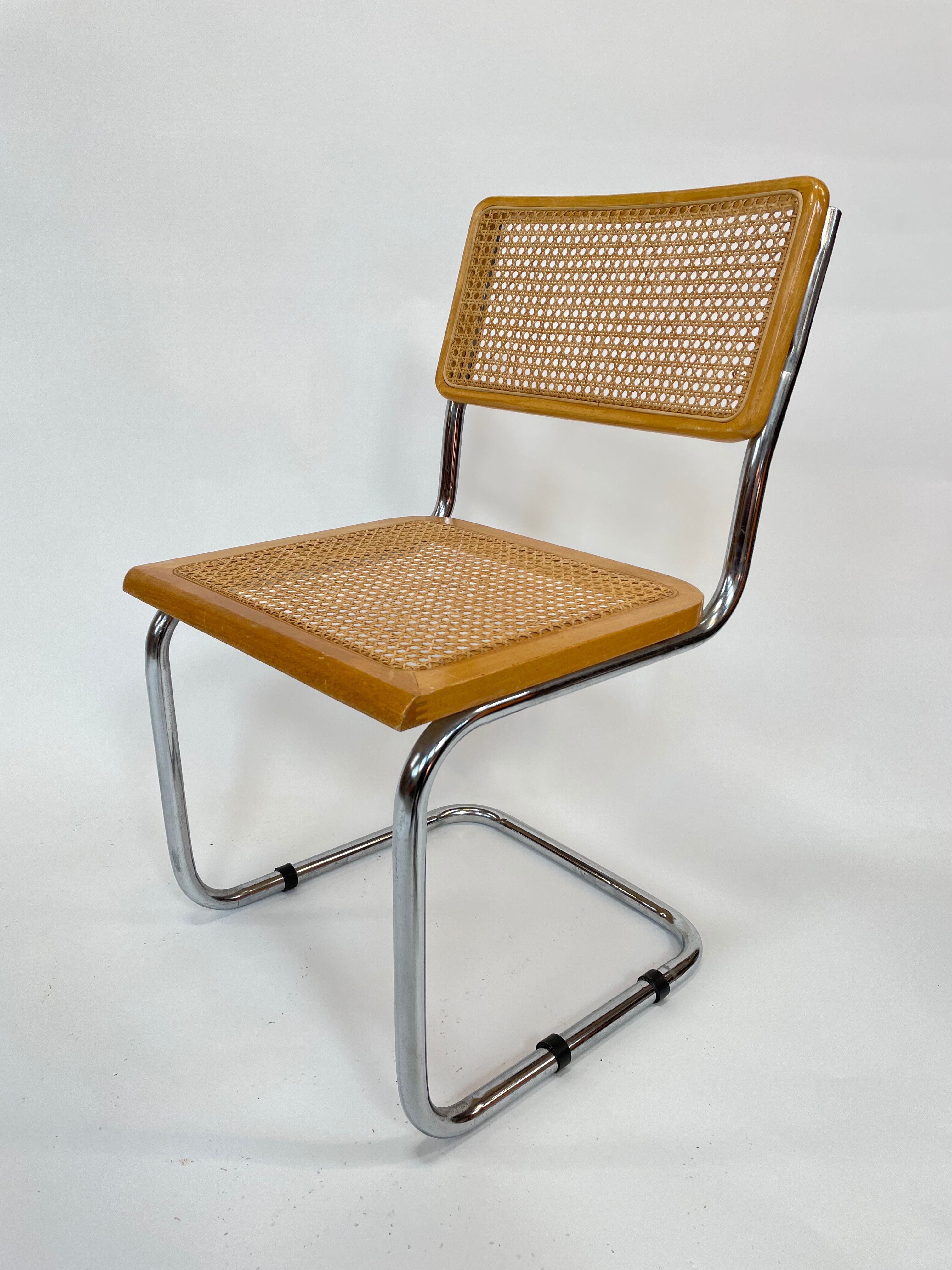 Cesca design chair b32 model