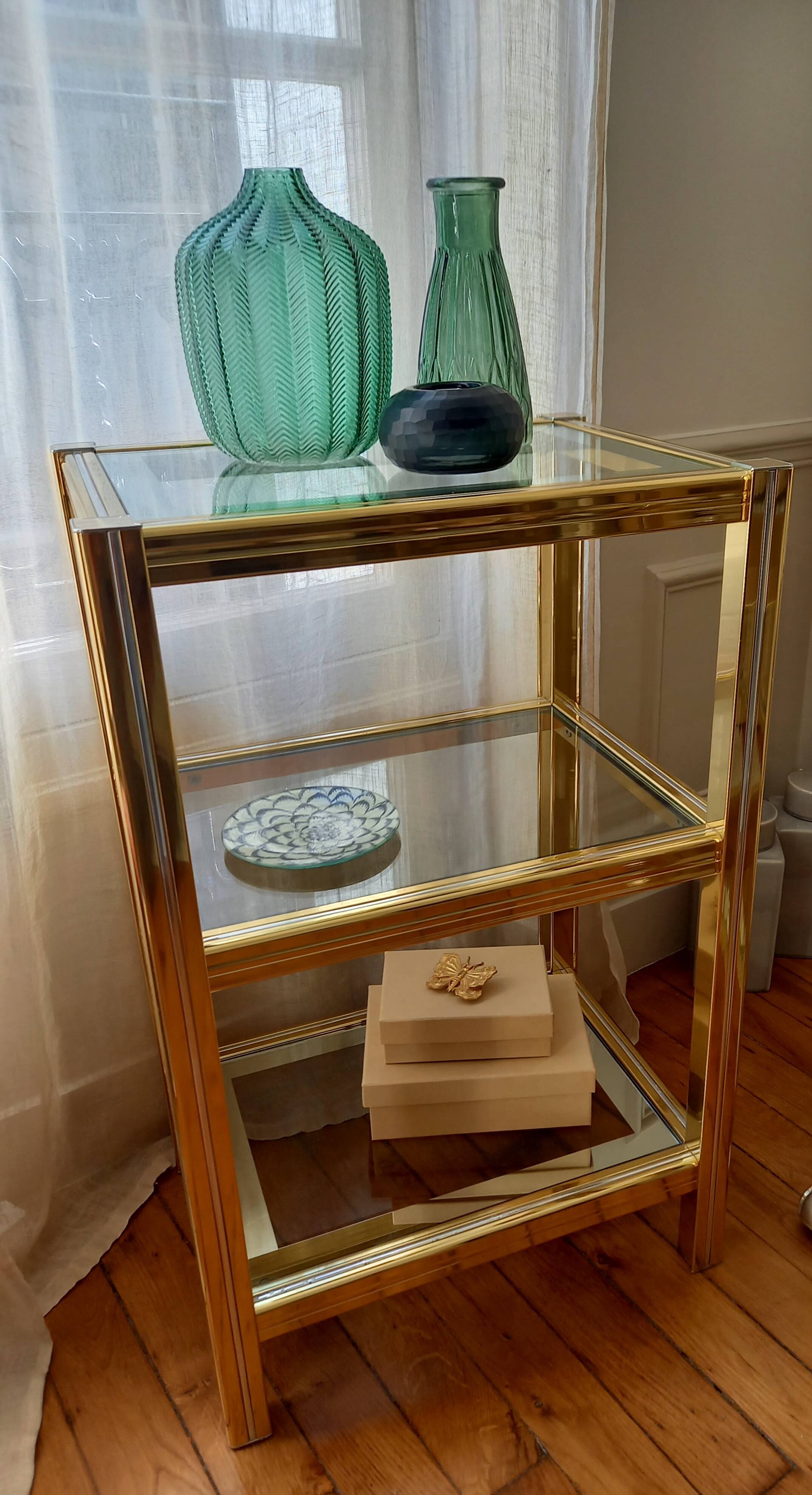 Small side table / End table in Hollywood Regency style