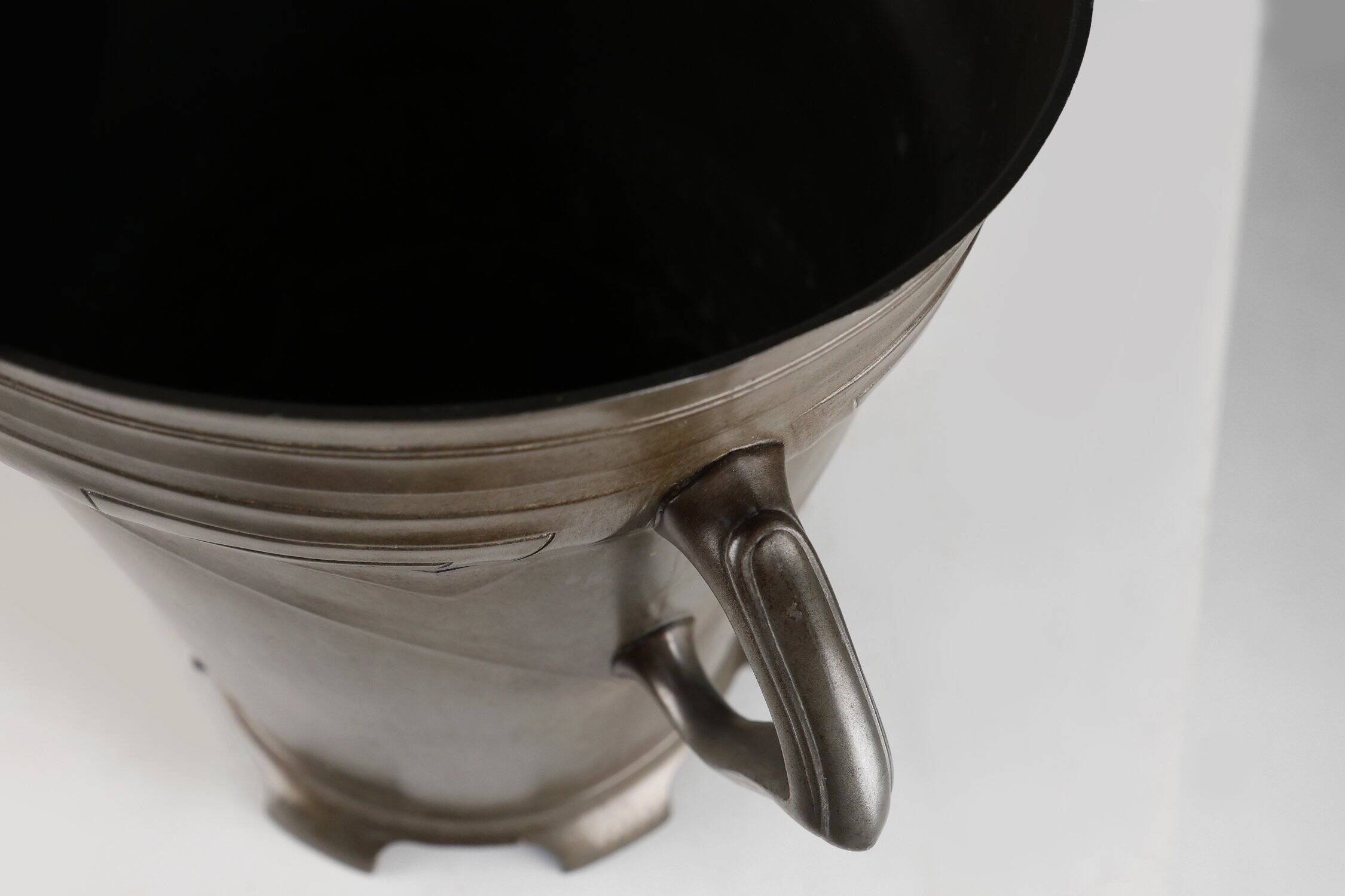 Art Nouveau stamped Tin Wine or Champagne Cooler, Belgium, 1906