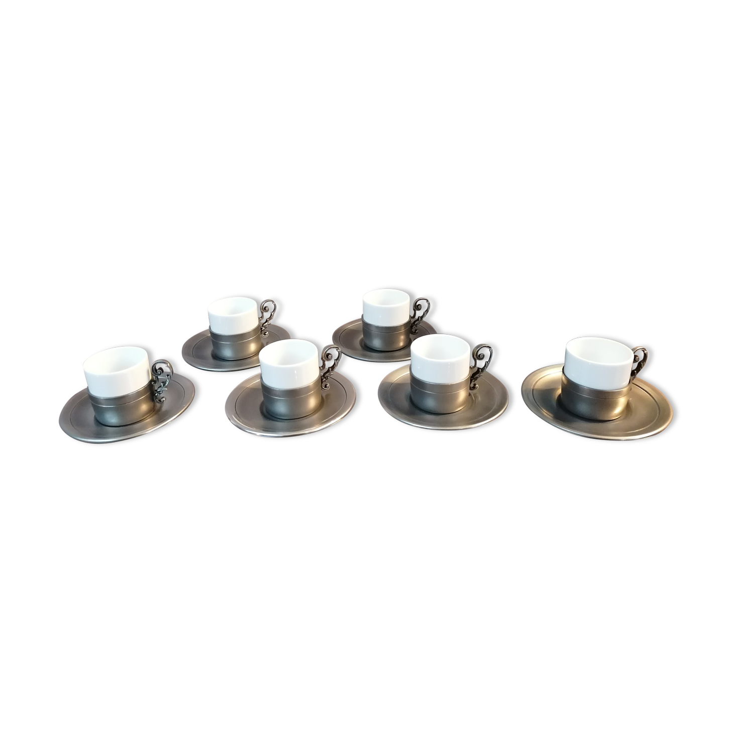Tasses à café étain du Manoir