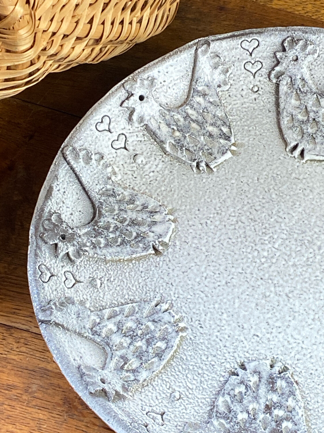 Ceramic serving dish