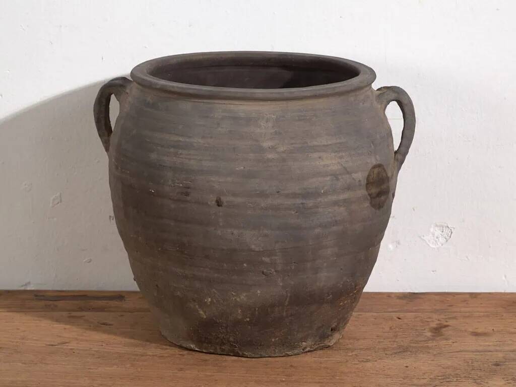 Ancient Chinese vase (c.1900) #22