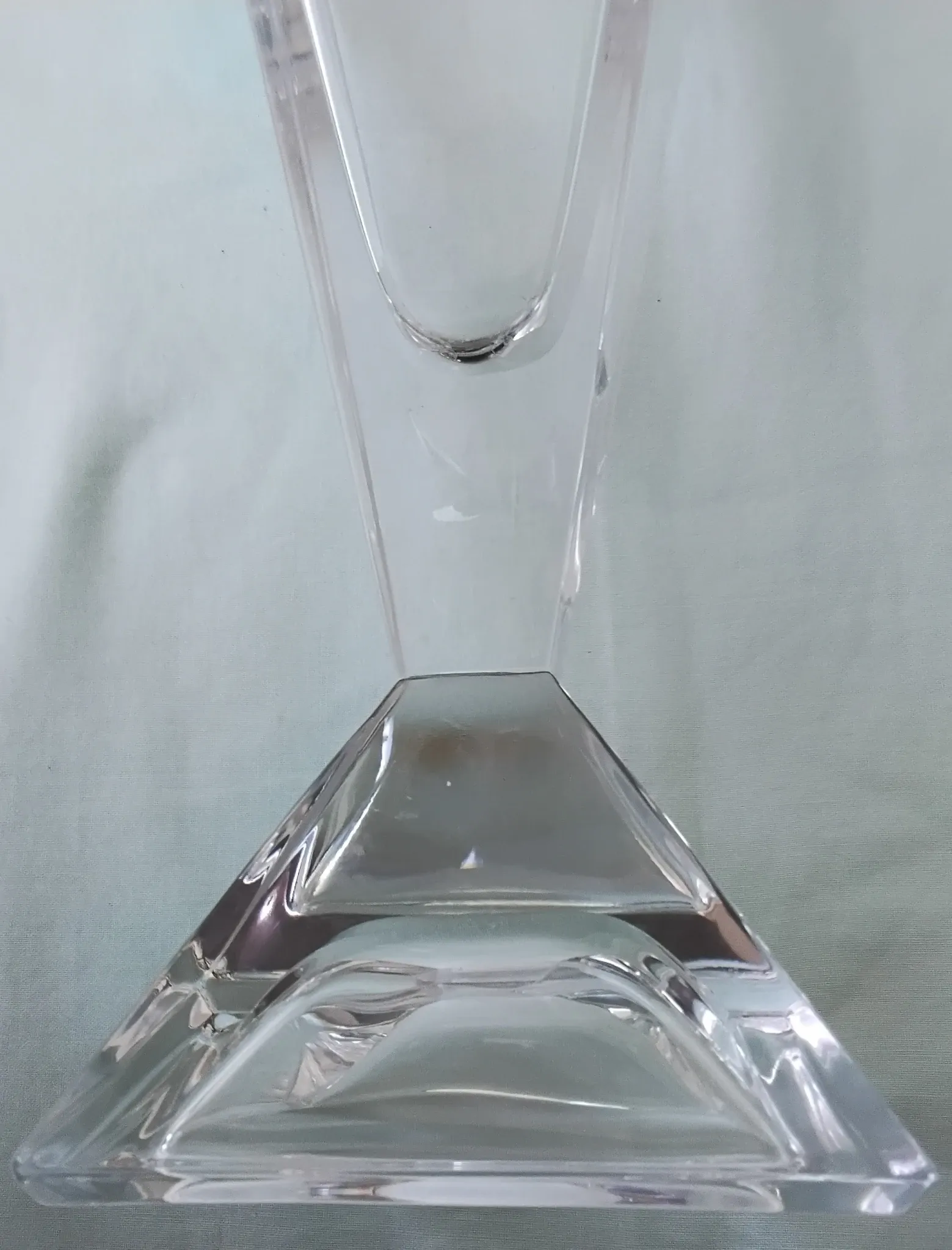 Crystal vase design