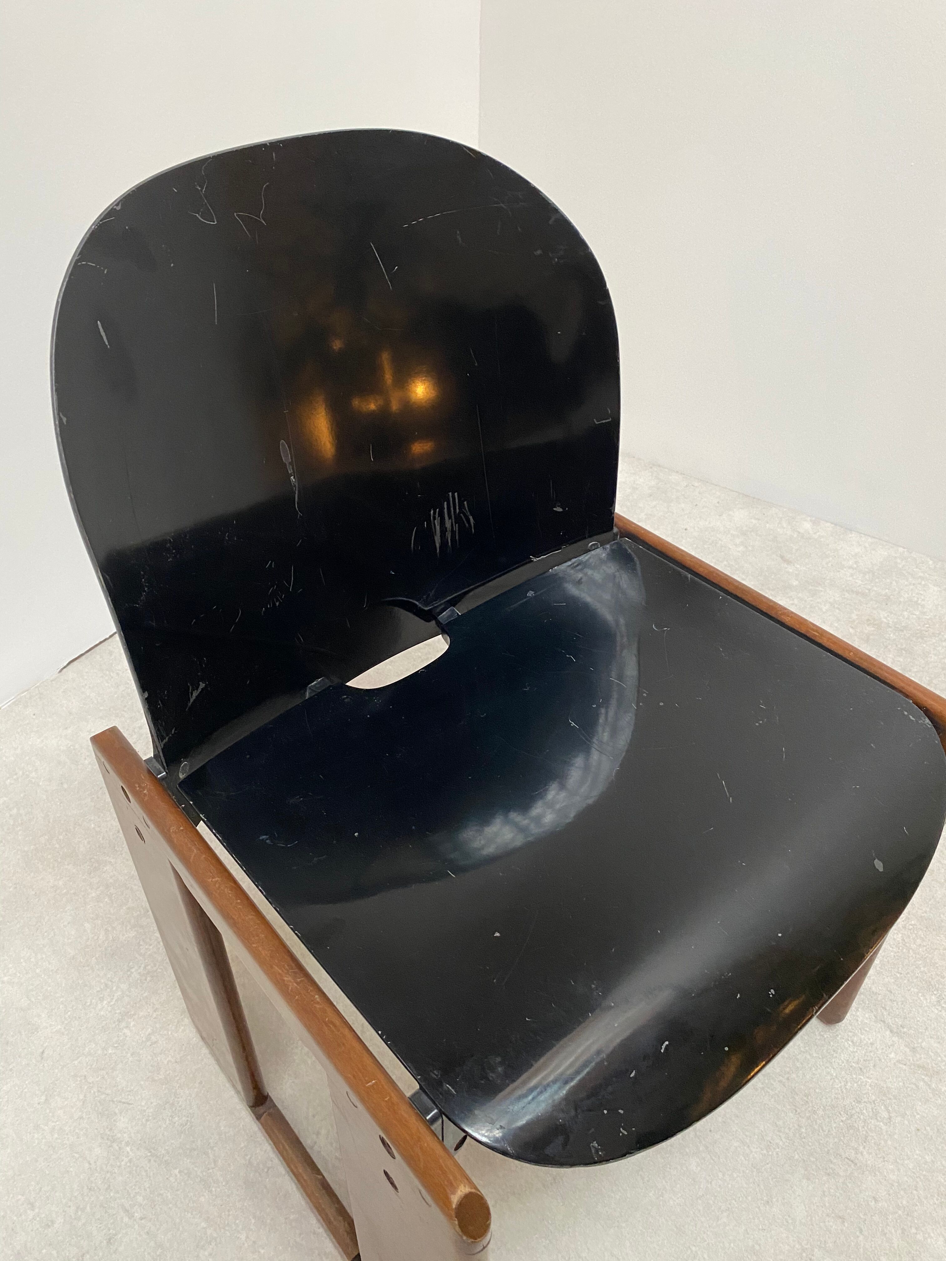 Pair of chairs of Afra and Tobia scarpa model dialogo