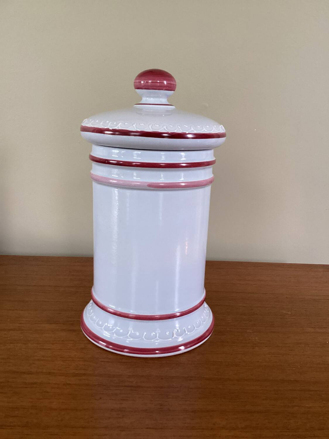 Pot pharmacy cocaine Desvres Fourmaintraux