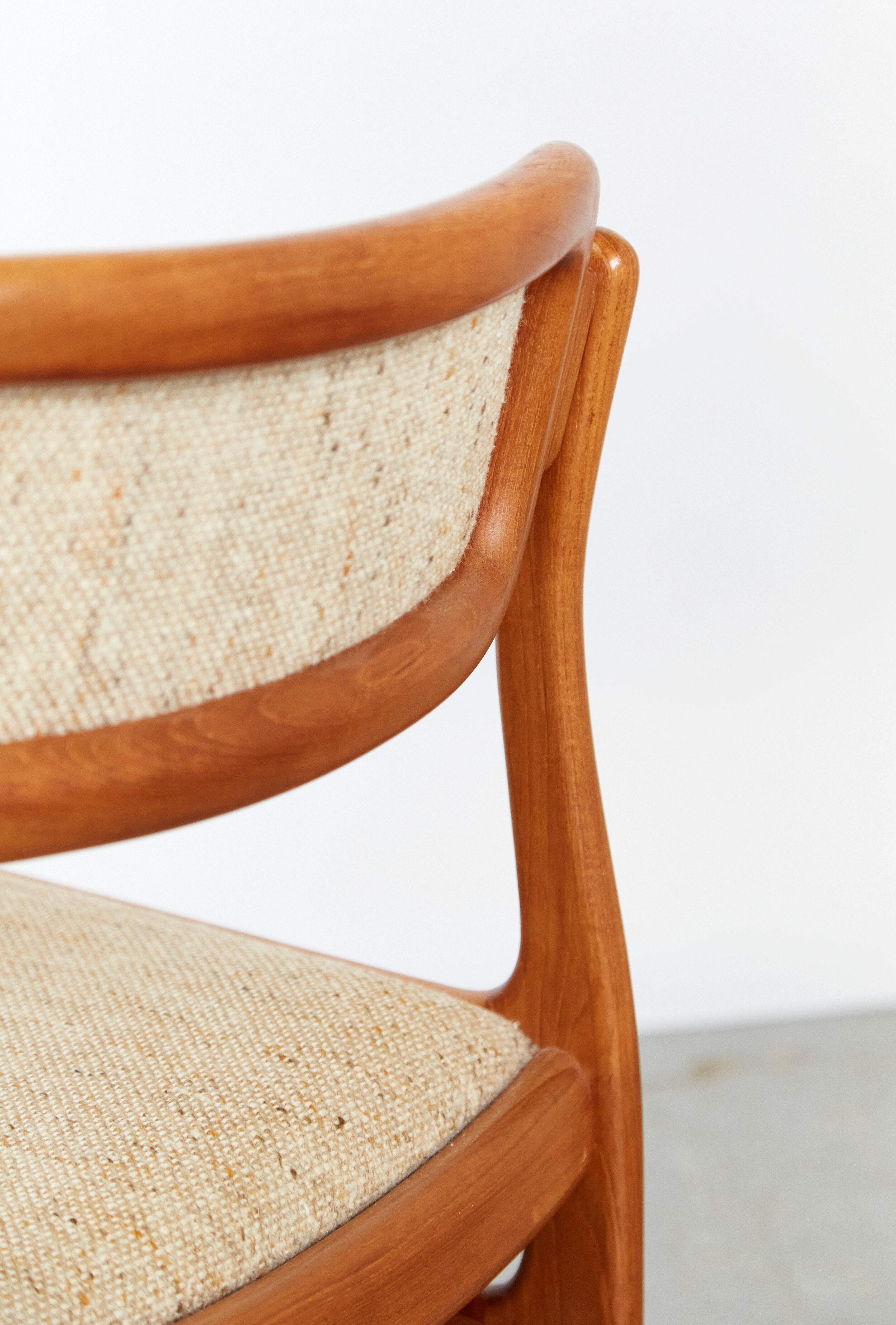 Johannes Andersen teak dining chairs for Uldum