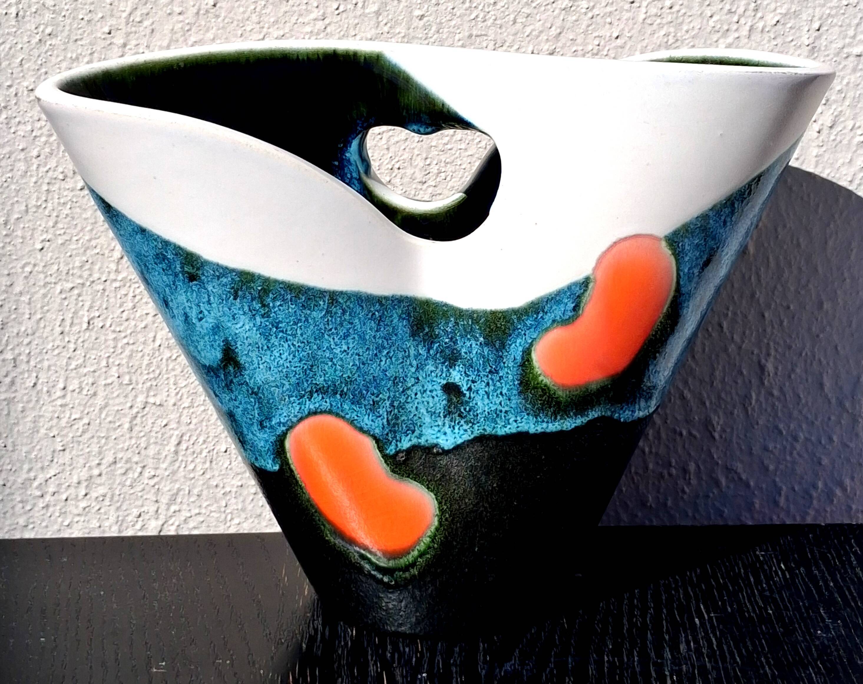 Tricolour vase, vintage seventies design, signed Elchinger, Vallauris.