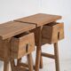 Ensemble de tables de chevet en bois massif. Ensemble de 2 pièces