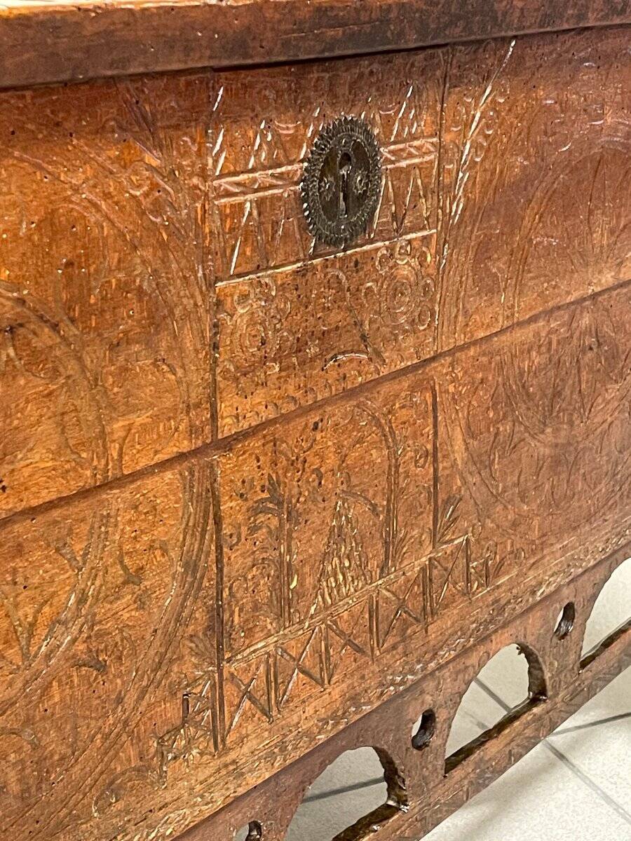 Antique beech chest of drawers, 19th century