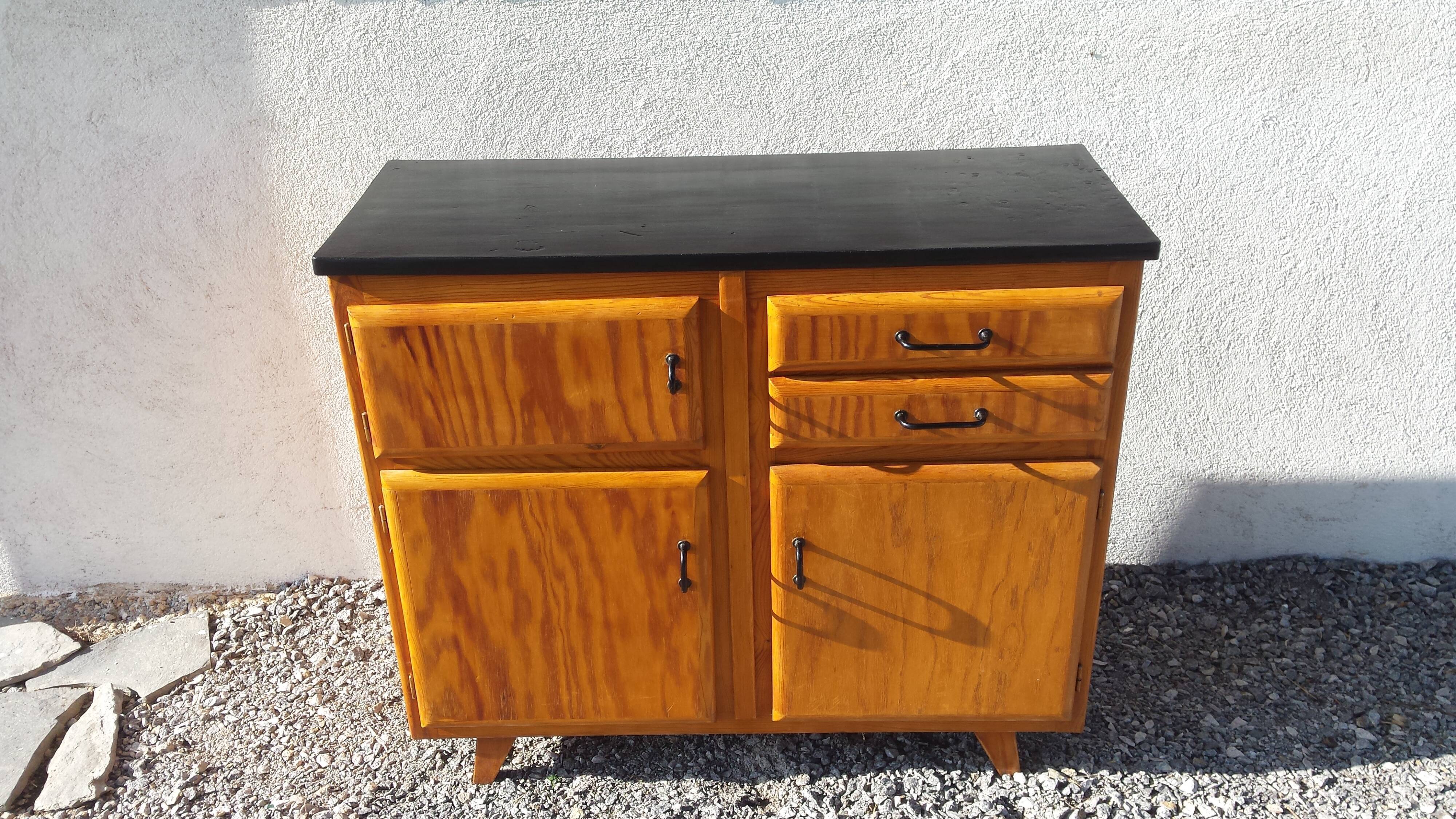 Mado side board