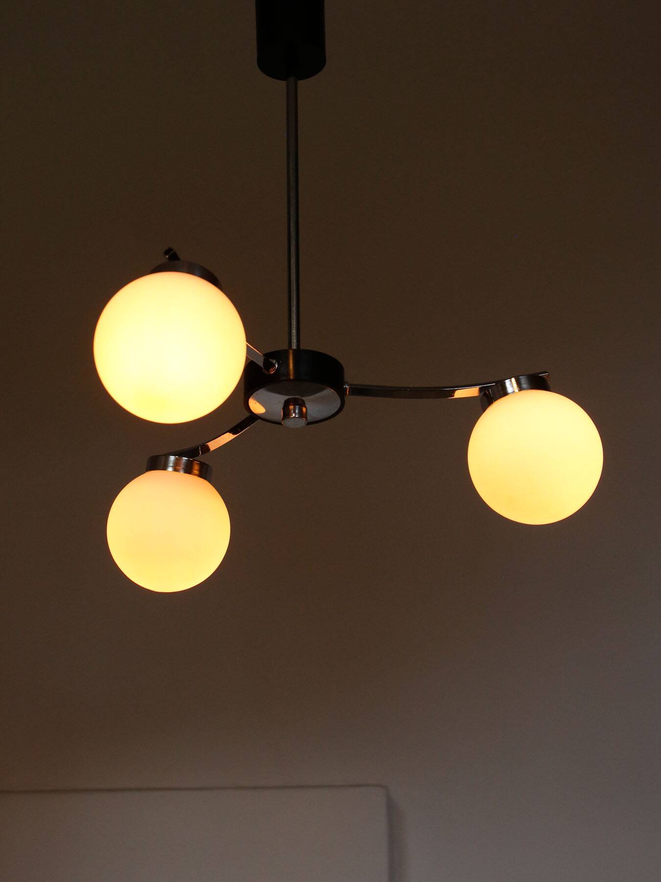 Mid-Century Italian Chrome and Opaline Chandelier