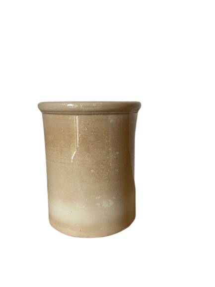Set of 8 decorative items