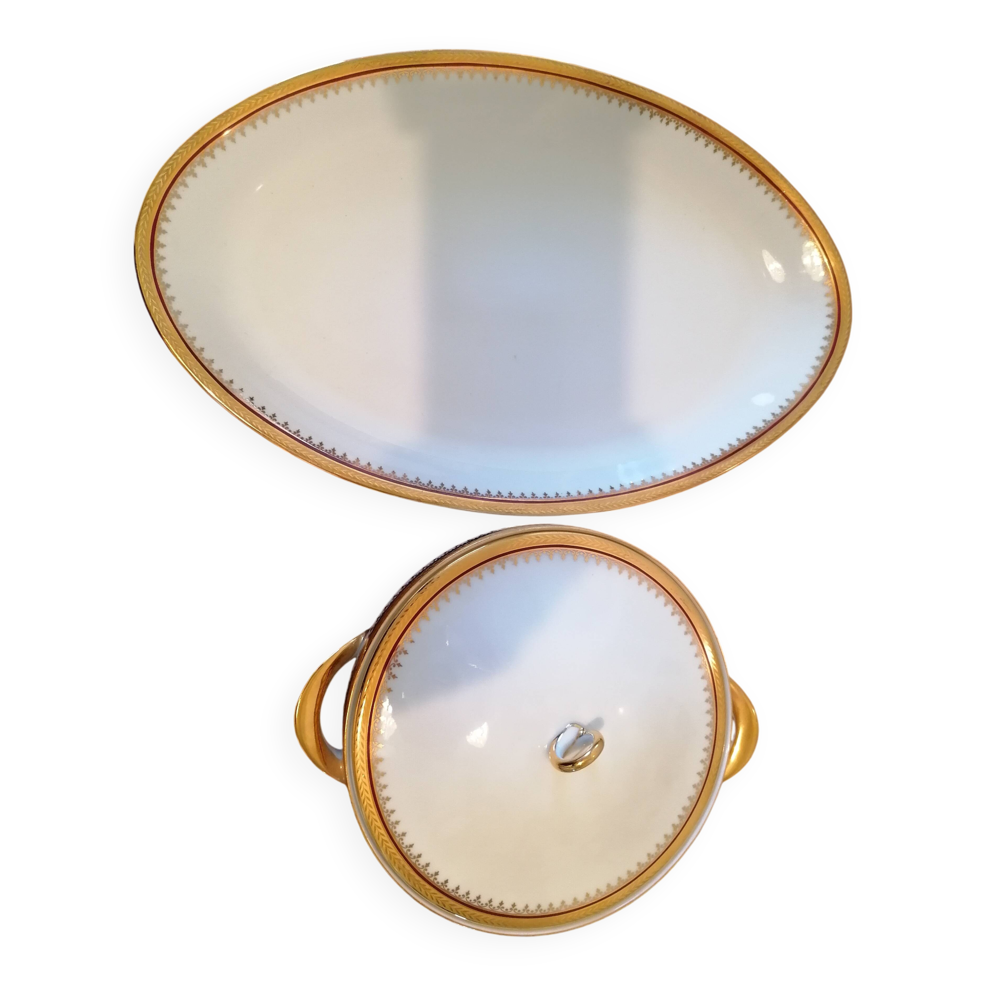 Oval serving dish and soup tureen in Limoges porcelain GDA ("Viviane")