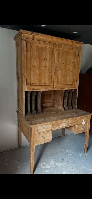 Old double desk