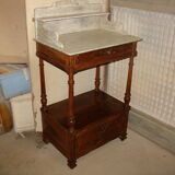 Dressing table and mirror in Walnut around 1880