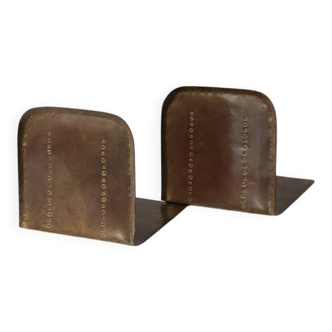Pair of hand-hammered brass bookends by Hayno Focken