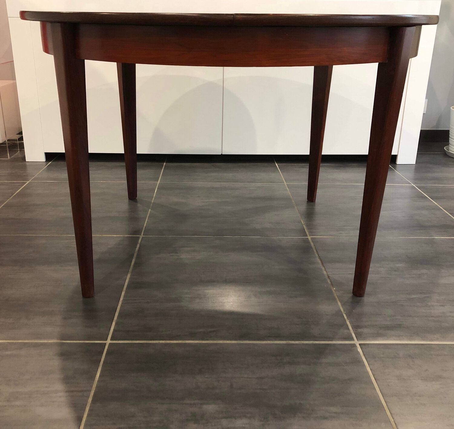 Scandinavian extendable rosewood round table, 1960s